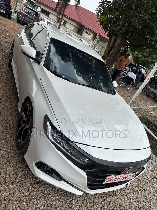 Honda Accord Sport (1.5L 4cyl Turbo CVT) 2019 White