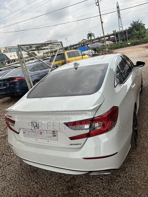 Honda Accord Sport (1.5L 4cyl Turbo CVT) 2019 White