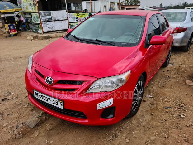 Toyota Corolla 2013 Red