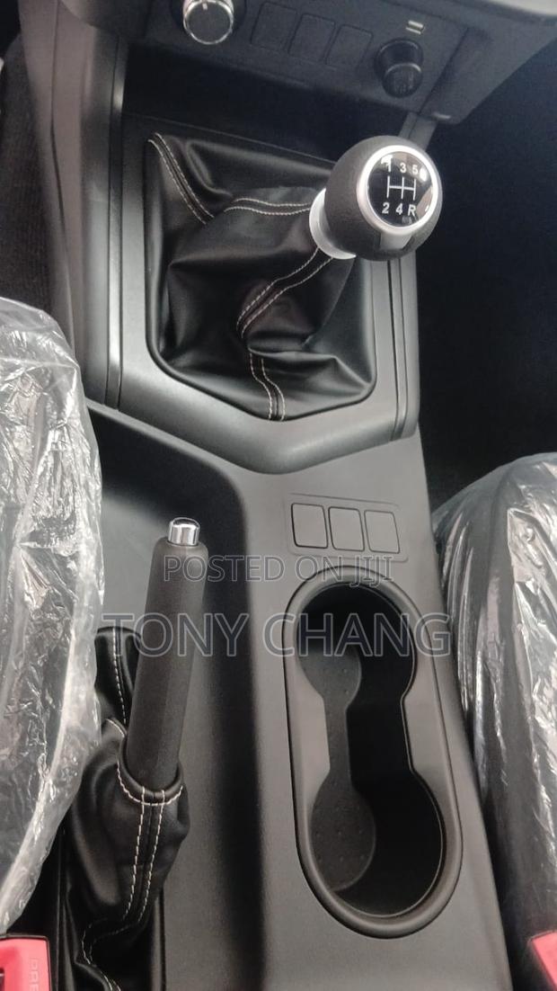New Nissan Pick-Up 2025 Black