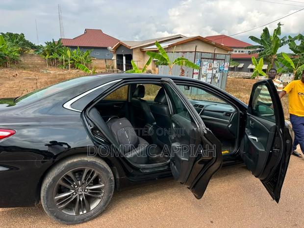 Toyota Camry 2015 Black