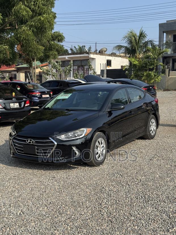 Hyundai Elantra 2018 Black