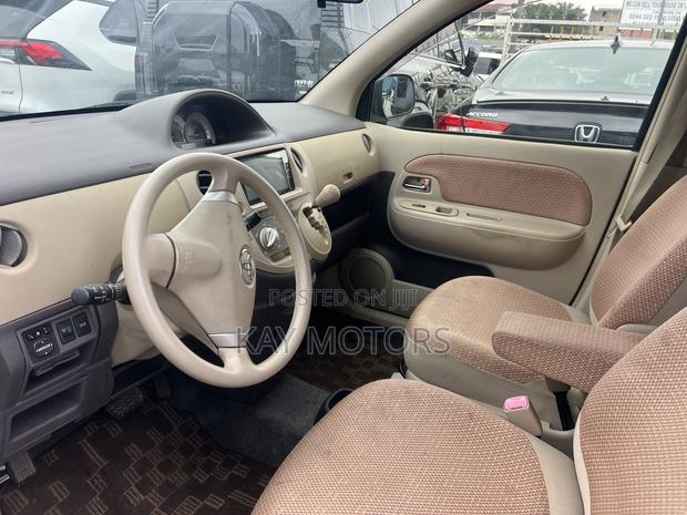 Toyota Sienta 1.5 AWD 2011 Blue