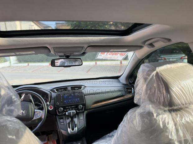 Honda CR-V Touring AWD 2019 Silver