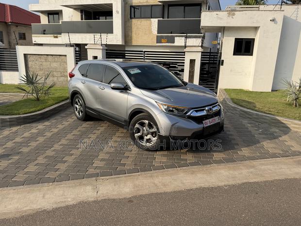 Honda CR-V Touring AWD 2019 Silver