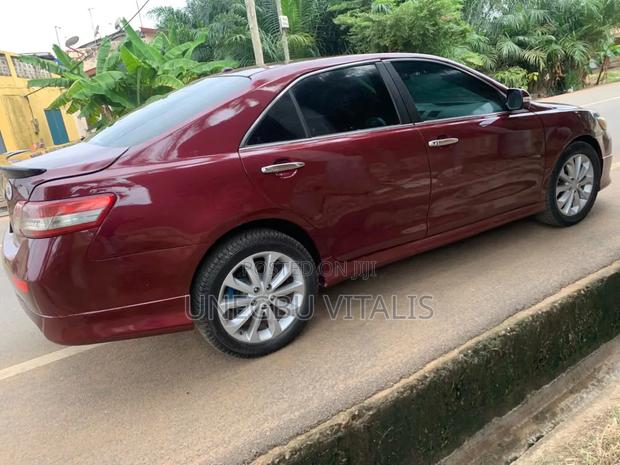 Toyota Camry Base 4dr Sedan (2.4L 4cyl 5M) 2009 Brown