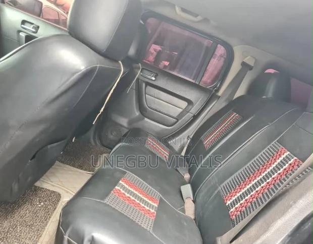 Hummer H3 2008 Beige