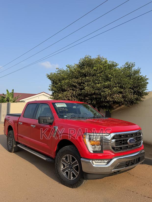 Ford F-150 XLT 2022 Red
