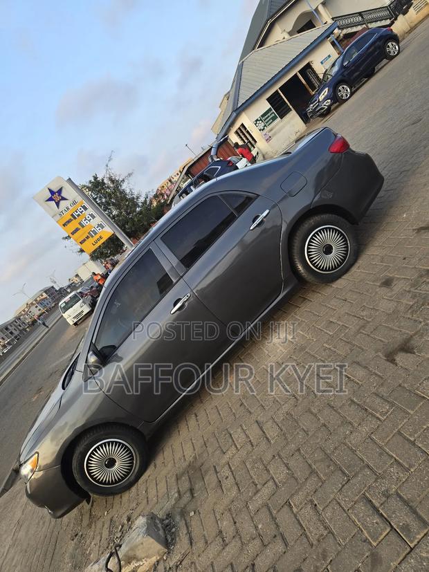 Toyota Corolla LE 4dr Sedan (1.8L 4cyl 4A) 2010 Gray