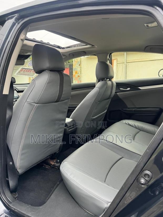 Honda Civic EX-L Sedan 2019 Gray