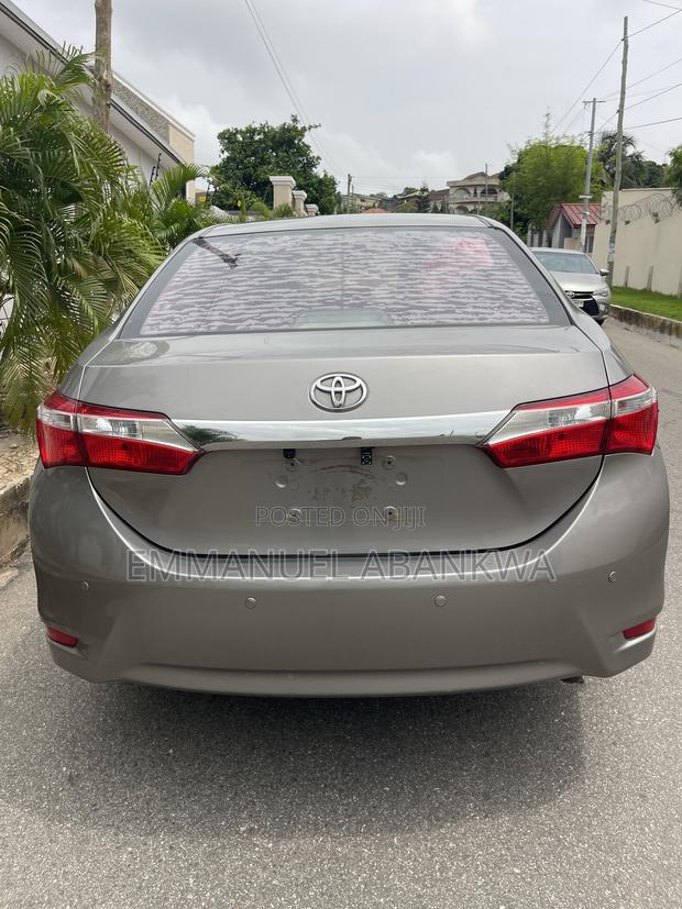 Toyota Corolla 2016 Silver