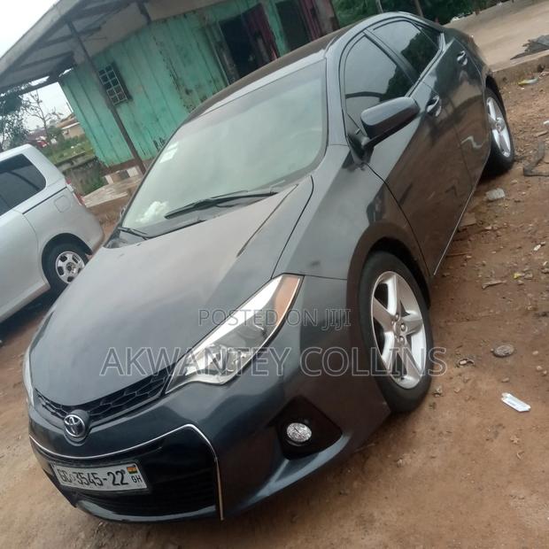 Toyota Corolla 2015 Gray