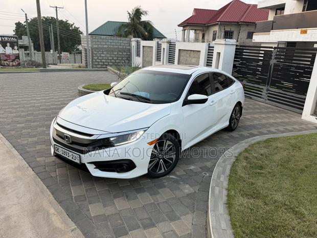 Honda Civic EX-L 4dr Sedan (1.5L 4cyl) 2017 White