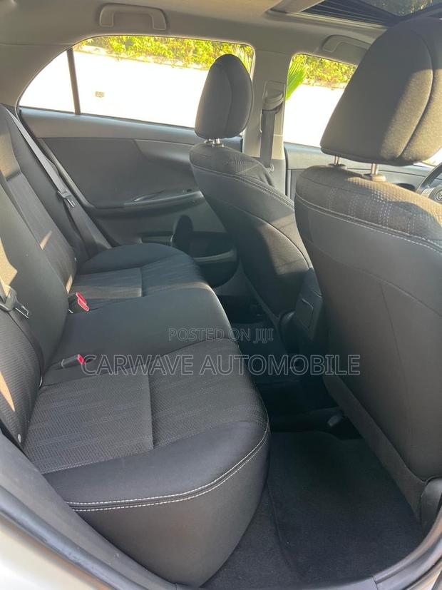 Toyota Corolla S 4dr Sedan (1.8L 4cyl 4A) 2013 White