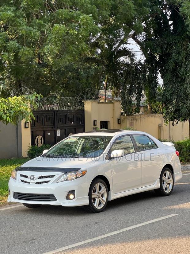 Toyota Corolla S 4dr Sedan (1.8L 4cyl 4A) 2013 White
