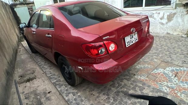 Toyota Corolla LE 2004 Red
