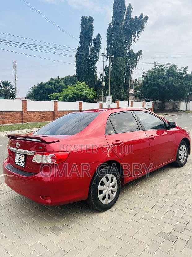 Toyota Corolla LE 4dr Sedan (1.8L 4cyl 4A) 2011 Red