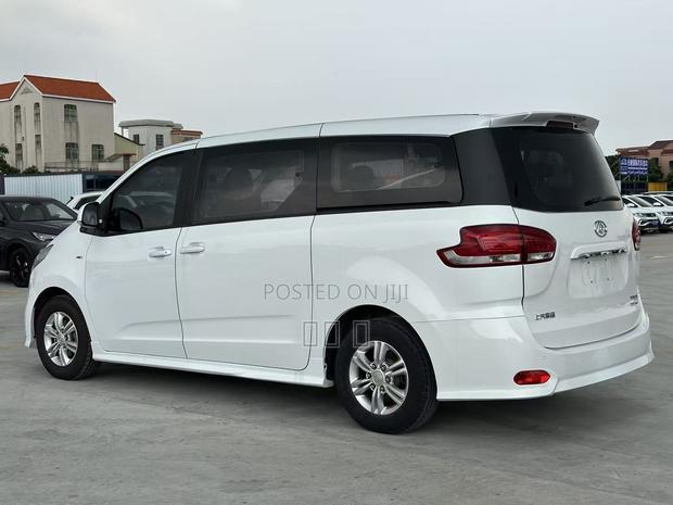 Maxus G10 2021 White