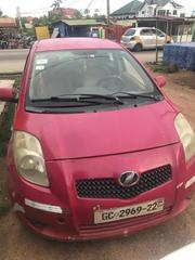 Toyota Vitz 1.5 FWD 3dr 2009 Red for sale