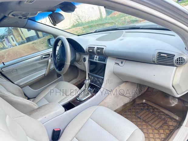 Mercedes-Benz C-Class 2007 Silver