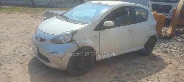 Toyota Aygo 2009 White