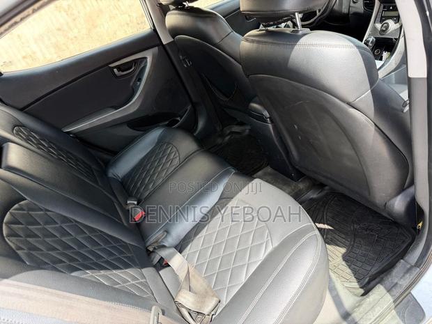 Hyundai Elantra Limited 2012 Silver