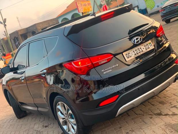 Hyundai Santa Fe 2015 Black