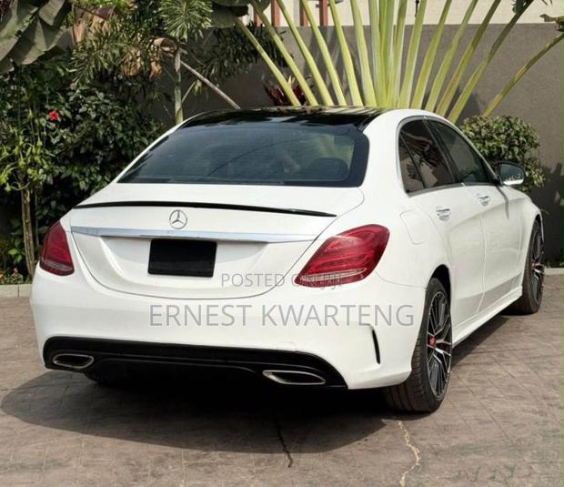 Mercedes-Benz C300 2016 White