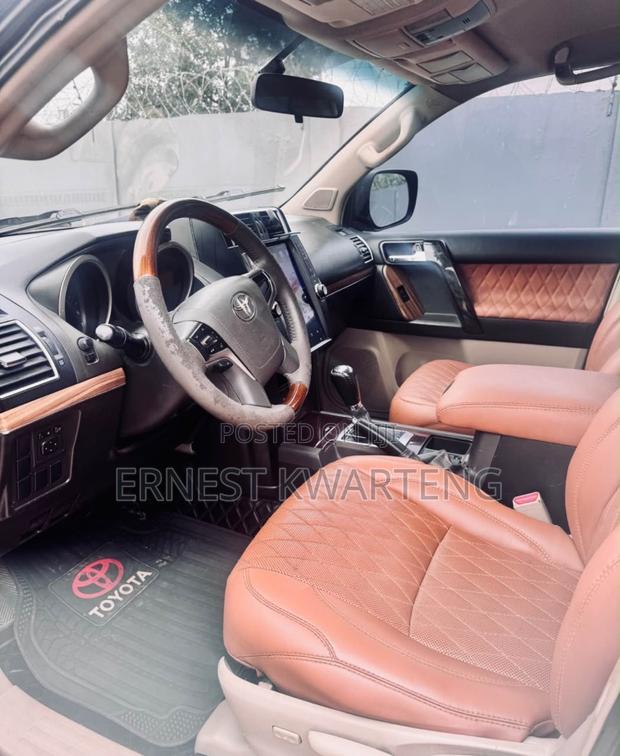 Toyota Land Cruiser Prado 2015 Black