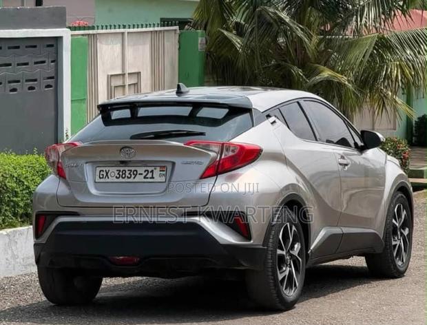 Toyota C-HR 2019 Gray