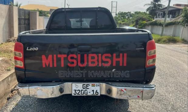 Mitsubishi L200 2016 Black