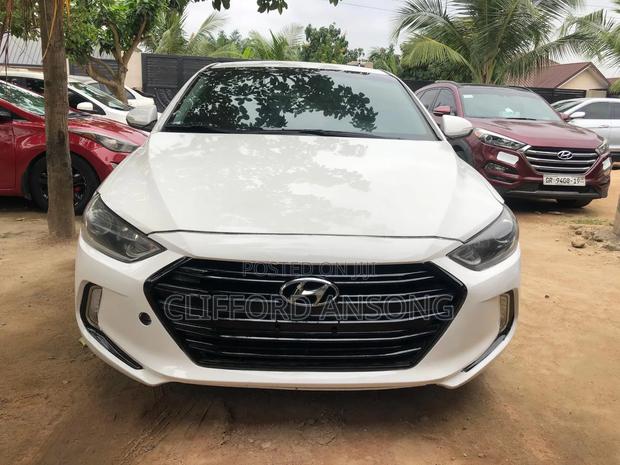 Hyundai Elantra ECO Sedan FWD (1.4L 4cyl 7A) 2017 White