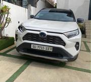 Toyota RAV4 2021 White for sale