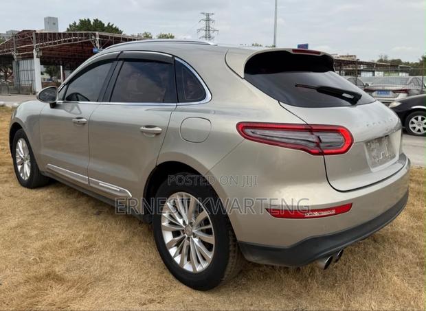 Porsche Macan 2018 Gray