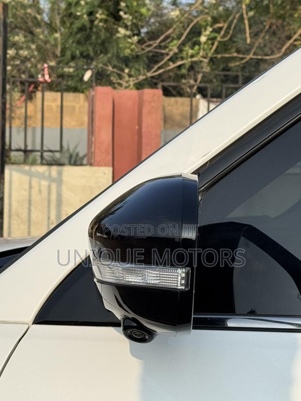 Changan CS95 2023 White