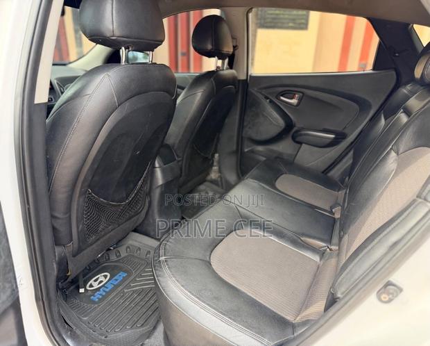 Hyundai Tucson 2013 White