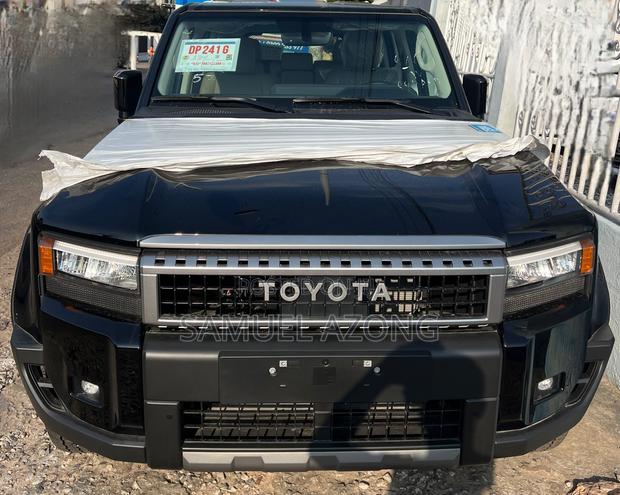 New Toyota Land Cruiser Prado 2.8 2025 Black