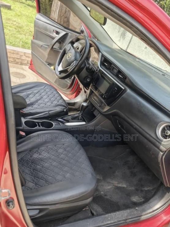 Toyota Corolla S 4dr Sedan (1.8L 4cyl CVT) 2016 Red