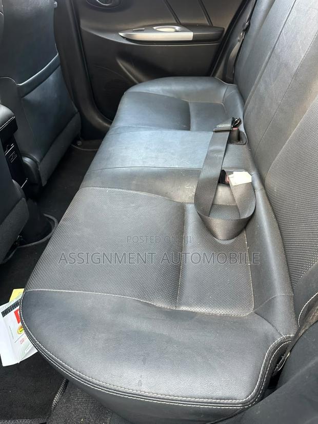 Toyota Yaris 2015 Black