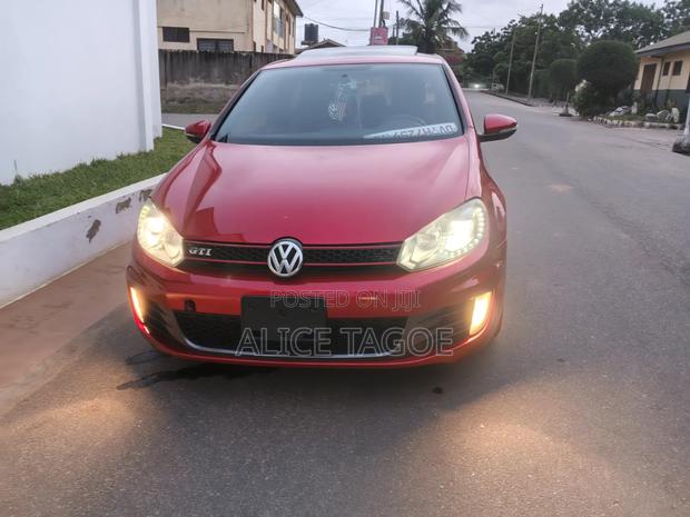 Volkswagen Golf 2013 Red