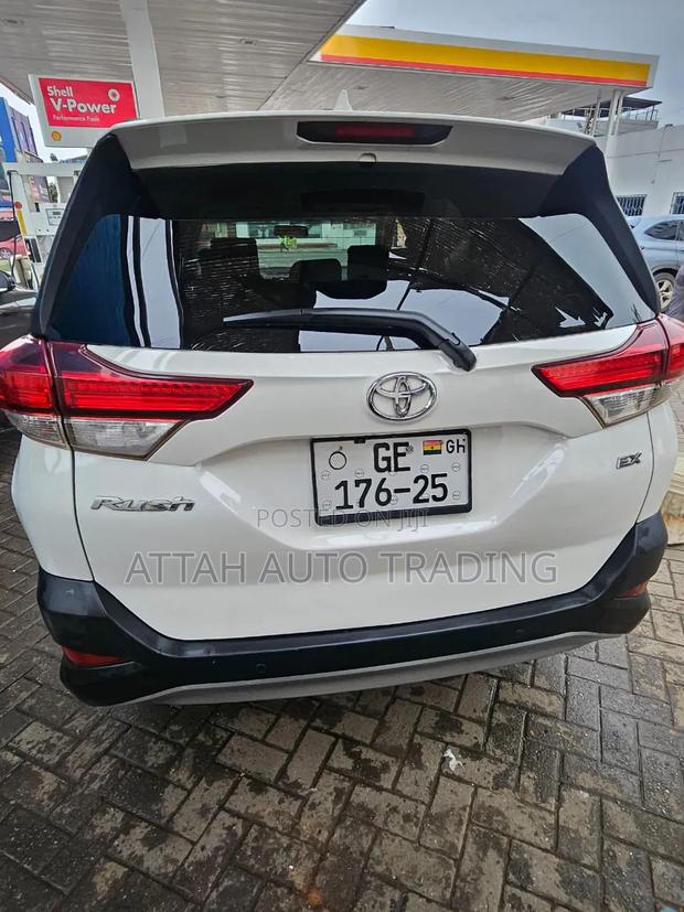 Toyota Rush 2019 White