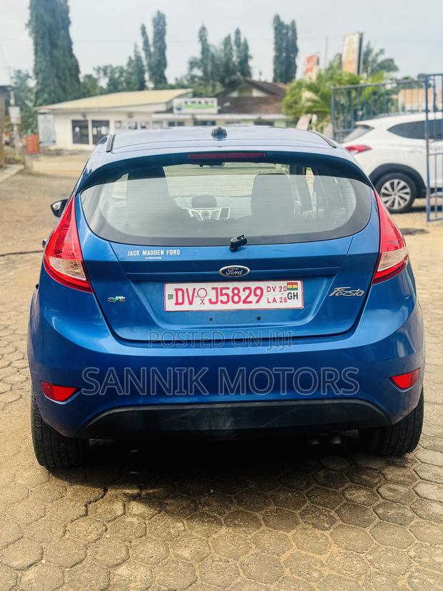 Ford Fiesta SE Hatchback 2012 Blue