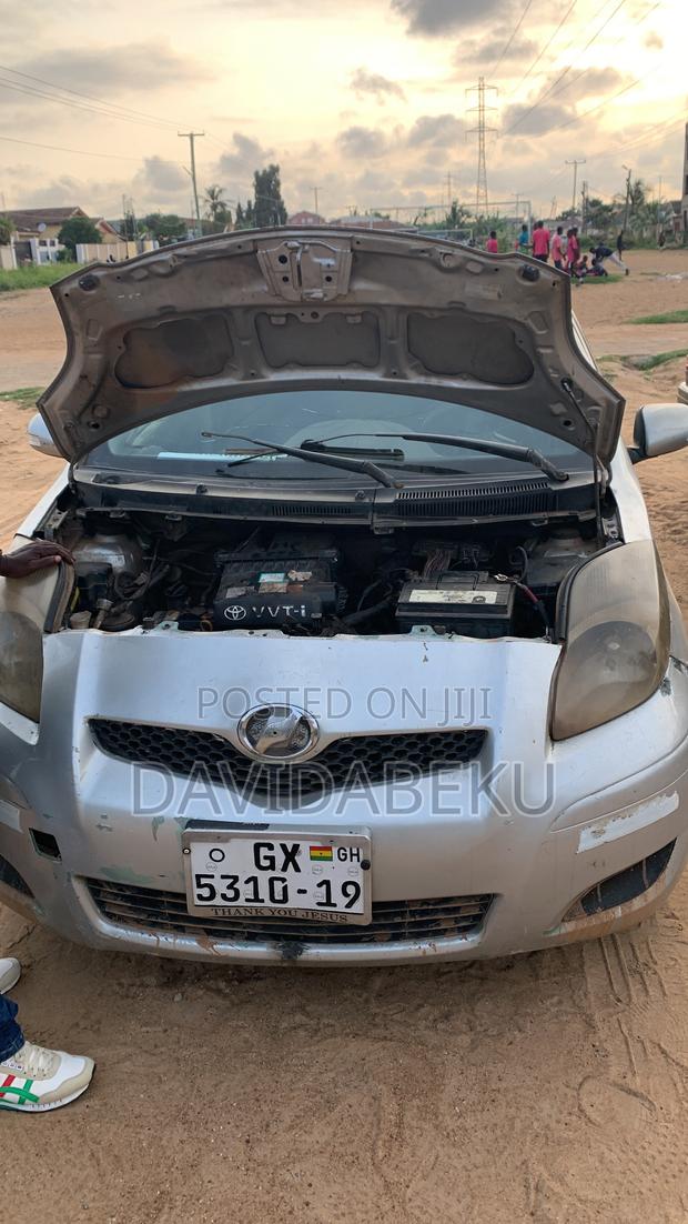 Toyota Vitz 2019 Gray