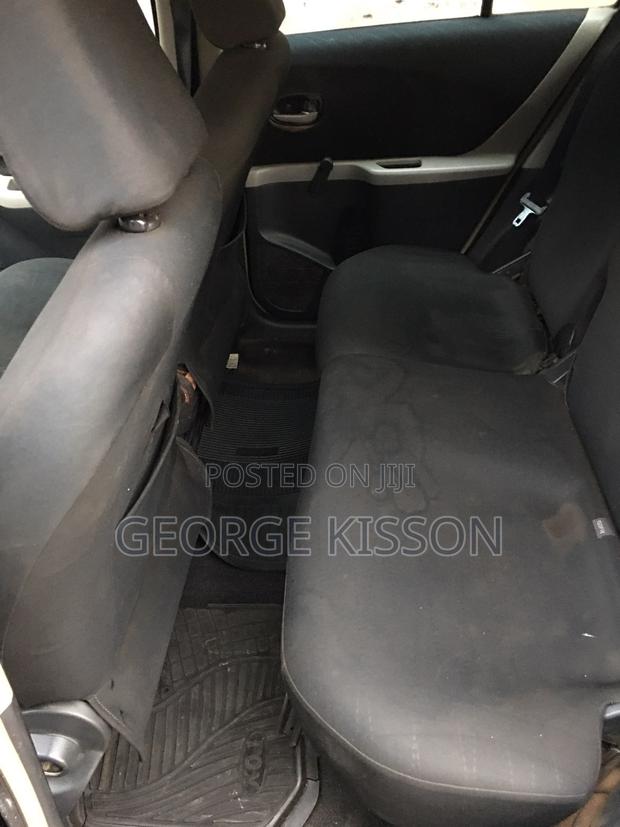 Toyota Yaris Base Hatchback 5dr 2010 Black