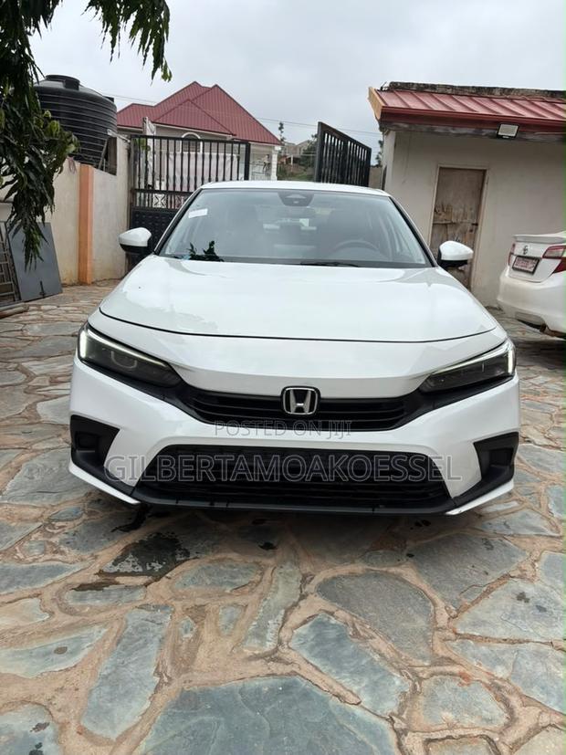 Honda Civic 2022 White