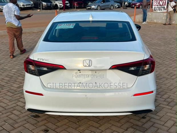 Honda Civic 2022 White