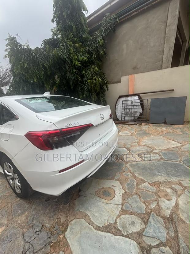 Honda Civic 2022 White
