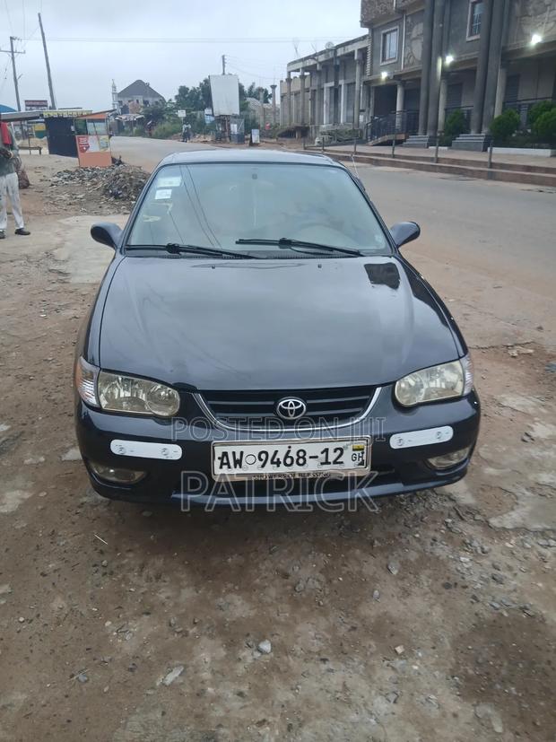 Toyota Corolla 2002 Black