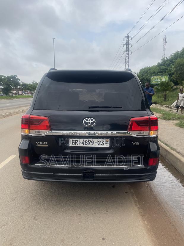 Toyota Land Cruiser 2014 Black