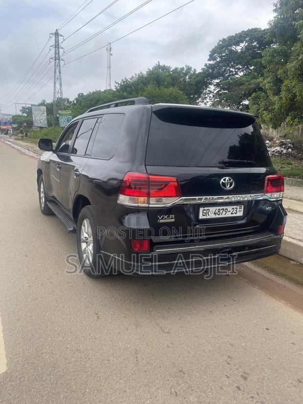 Toyota Land Cruiser 2014 Black